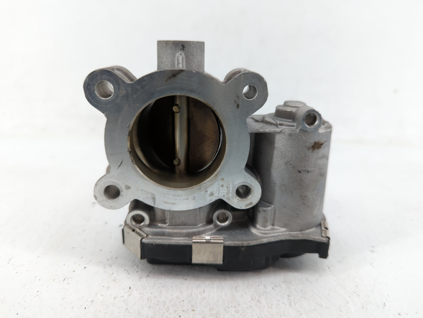 2016-2021 Chevrolet Malibu Throttle Body P/N:12671379AA Fits Fits 2016 2017 2018 2019 2020 2021 2022 OEM Used Auto Parts - O