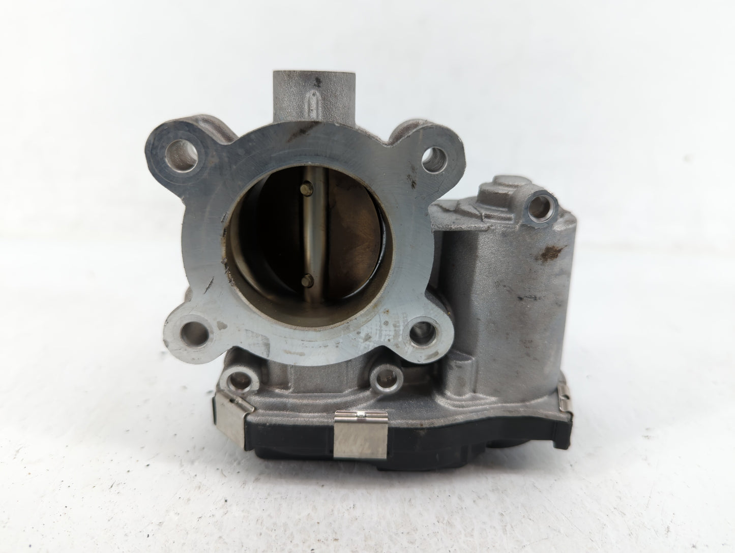 2016-2021 Chevrolet Malibu Throttle Body P/N:12671379AA Fits Fits 2016 2017 2018 2019 2020 2021 2022 OEM Used Auto Parts - O