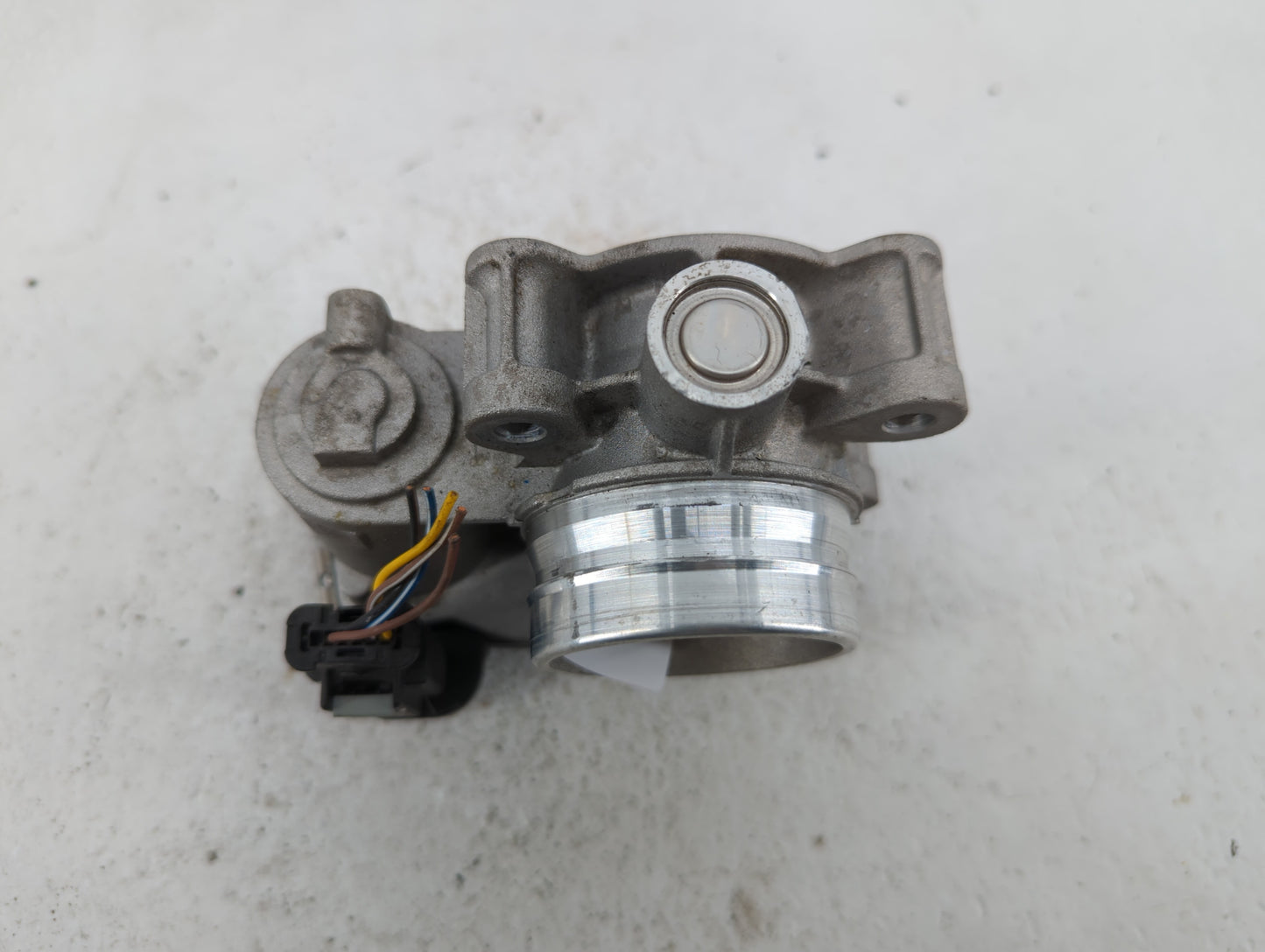 2016-2021 Chevrolet Malibu Throttle Body P/N:12671379AA Fits Fits 2016 2017 2018 2019 2020 2021 2022 OEM Used Auto Parts - O