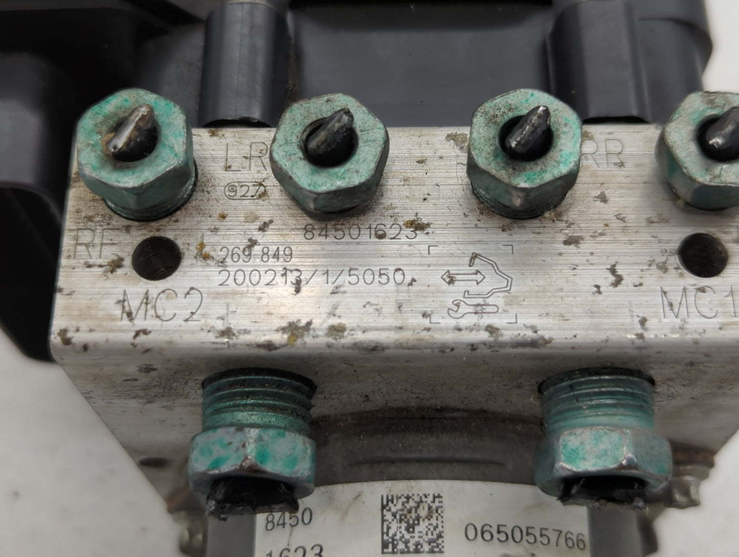 2019-2021 Chevrolet Malibu ABS Pump Control Module Replacement P/N:84767280 84501623, 84502888 Fits Fits 2019 2020 2021 OEM 