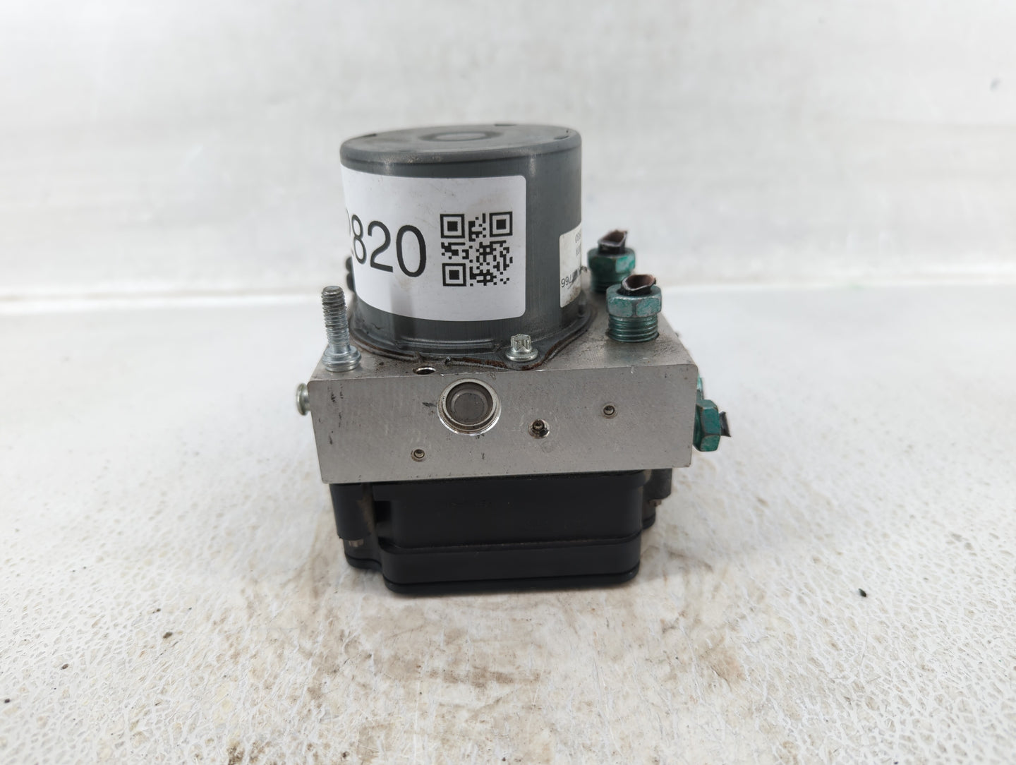 2019-2021 Chevrolet Malibu ABS Pump Control Module Replacement P/N:035055766 Fits Fits 2019 2020 2021 OEM Used Auto Parts - 