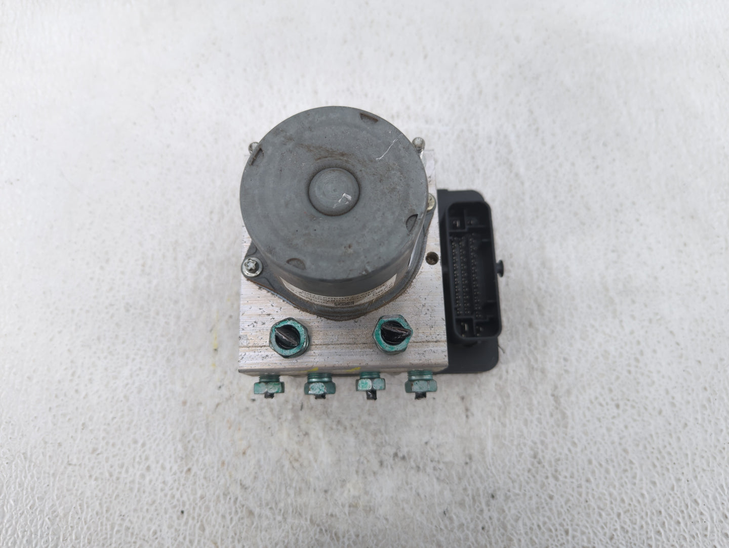 2019-2021 Chevrolet Malibu ABS Pump Control Module Replacement P/N:065055766 035055766 Fits Fits 2019 2020 2021 OEM Used Aut
