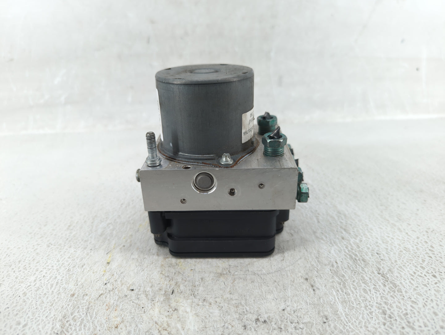 2019-2021 Chevrolet Malibu ABS Pump Control Module Replacement P/N:065055766 035055766 Fits Fits 2019 2020 2021 OEM Used Aut