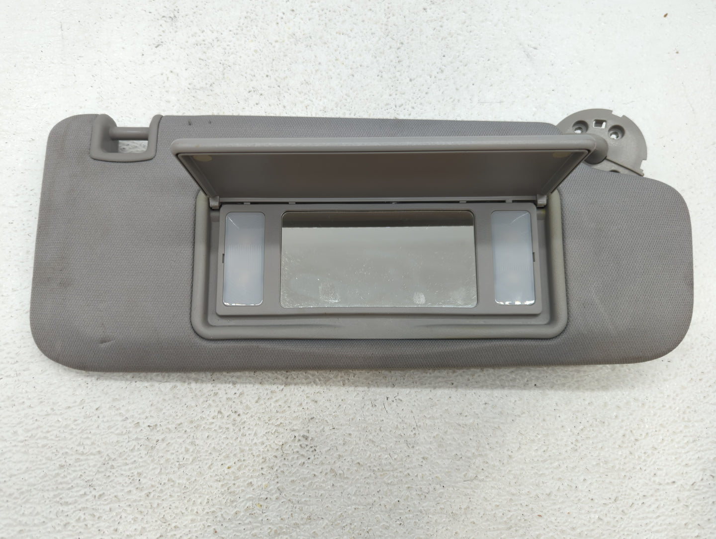 2016-2021 Chevrolet Malibu Sun Visor Shade Replacement Passenger Right Mirror Fits Fits 2016 2017 2018 2019 2020 2021 OEM Us