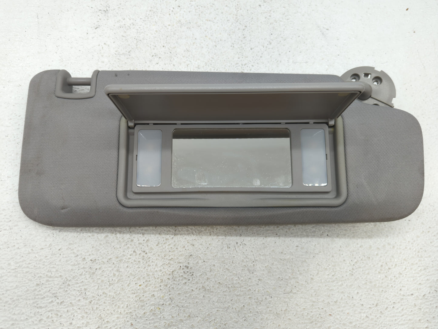 2016-2021 Chevrolet Malibu Sun Visor Shade Replacement Passenger Right Mirror Fits Fits 2016 2017 2018 2019 2020 2021 OEM Us