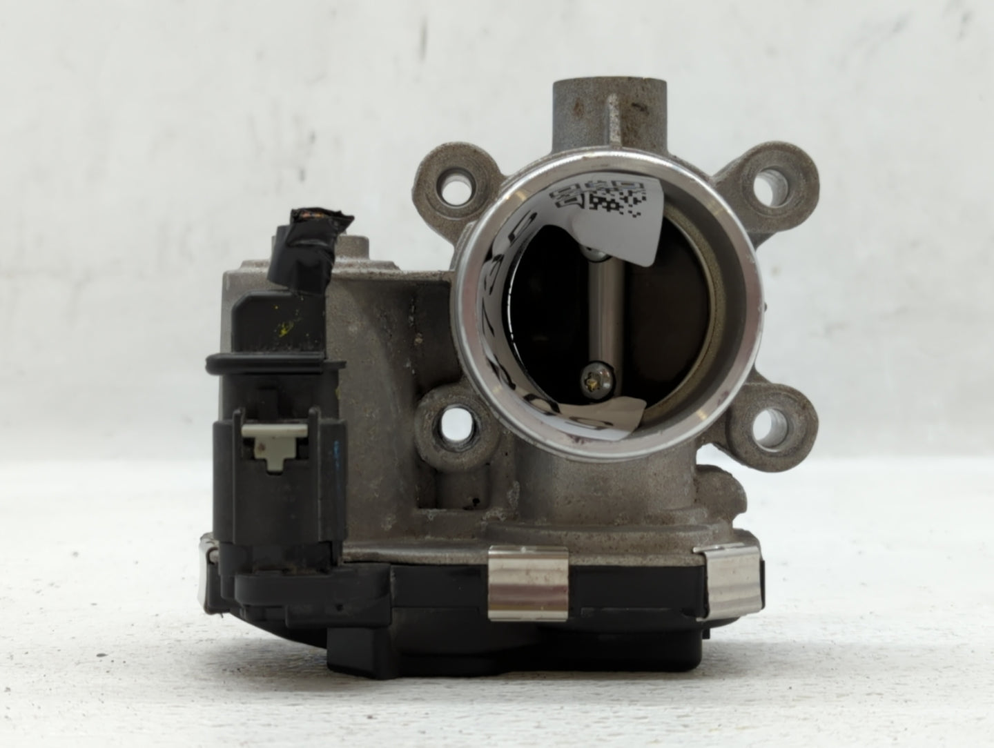 2016-2021 Chevrolet Malibu Throttle Body P/N:12671379AA Fits Fits 2016 2017 2018 2019 2020 2021 2022 OEM Used Auto Parts - O