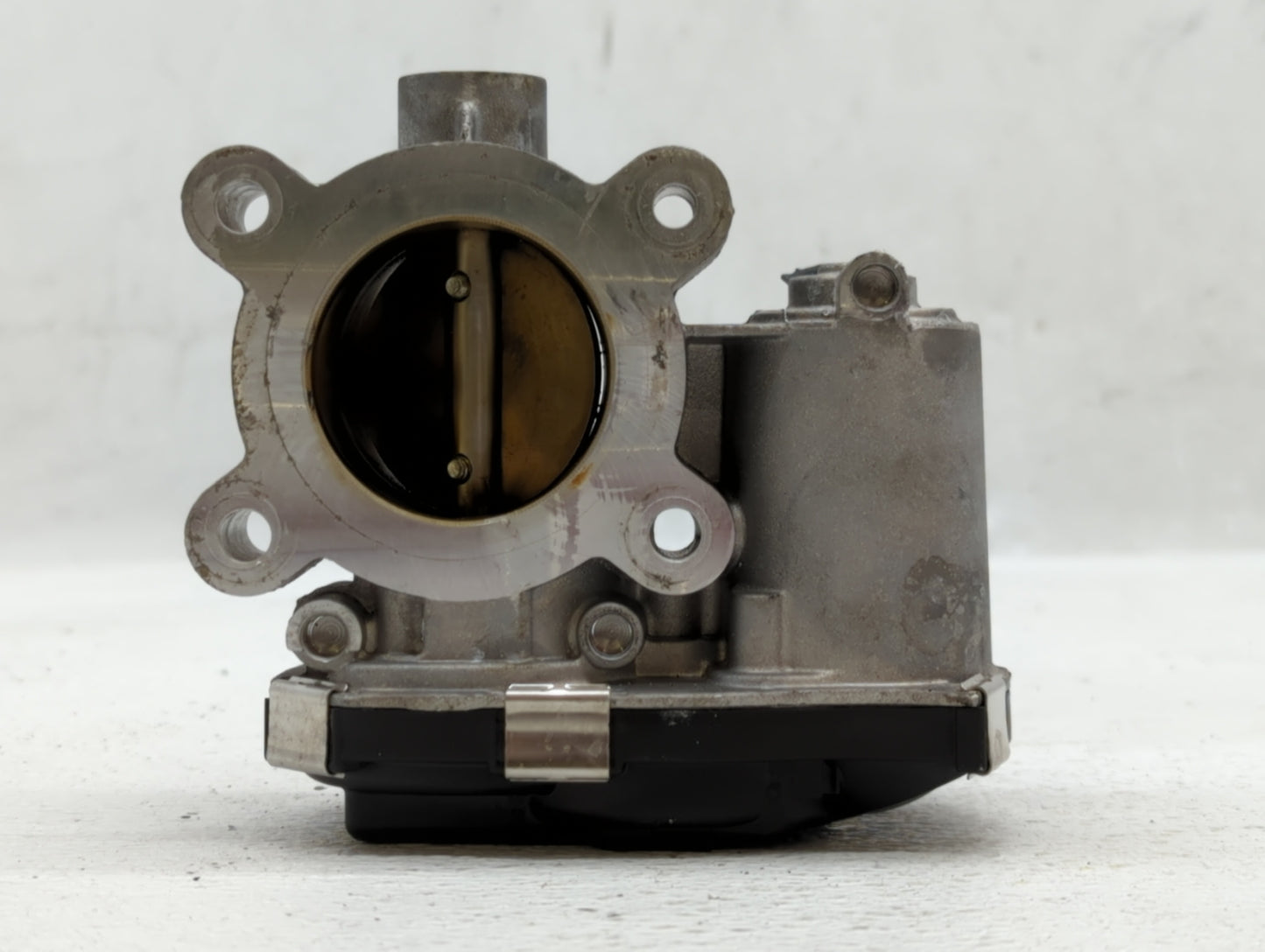 2016-2021 Chevrolet Malibu Throttle Body P/N:12671379AA Fits Fits 2016 2017 2018 2019 2020 2021 2022 OEM Used Auto Parts - O