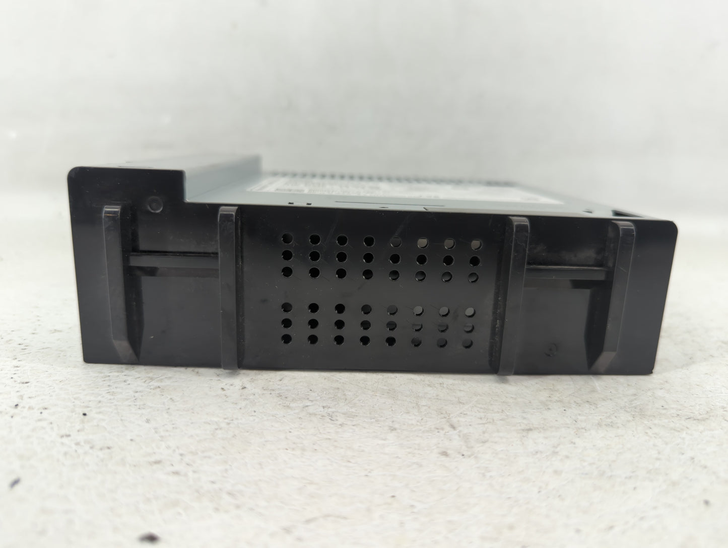 2019-2021 Chevrolet Malibu Am Fm Cd Player Radio Receiver - Oemusedautoparts1.com