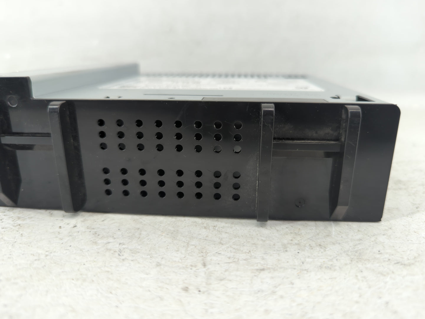 2019-2021 Chevrolet Malibu Am Fm Cd Player Radio Receiver - Oemusedautoparts1.com