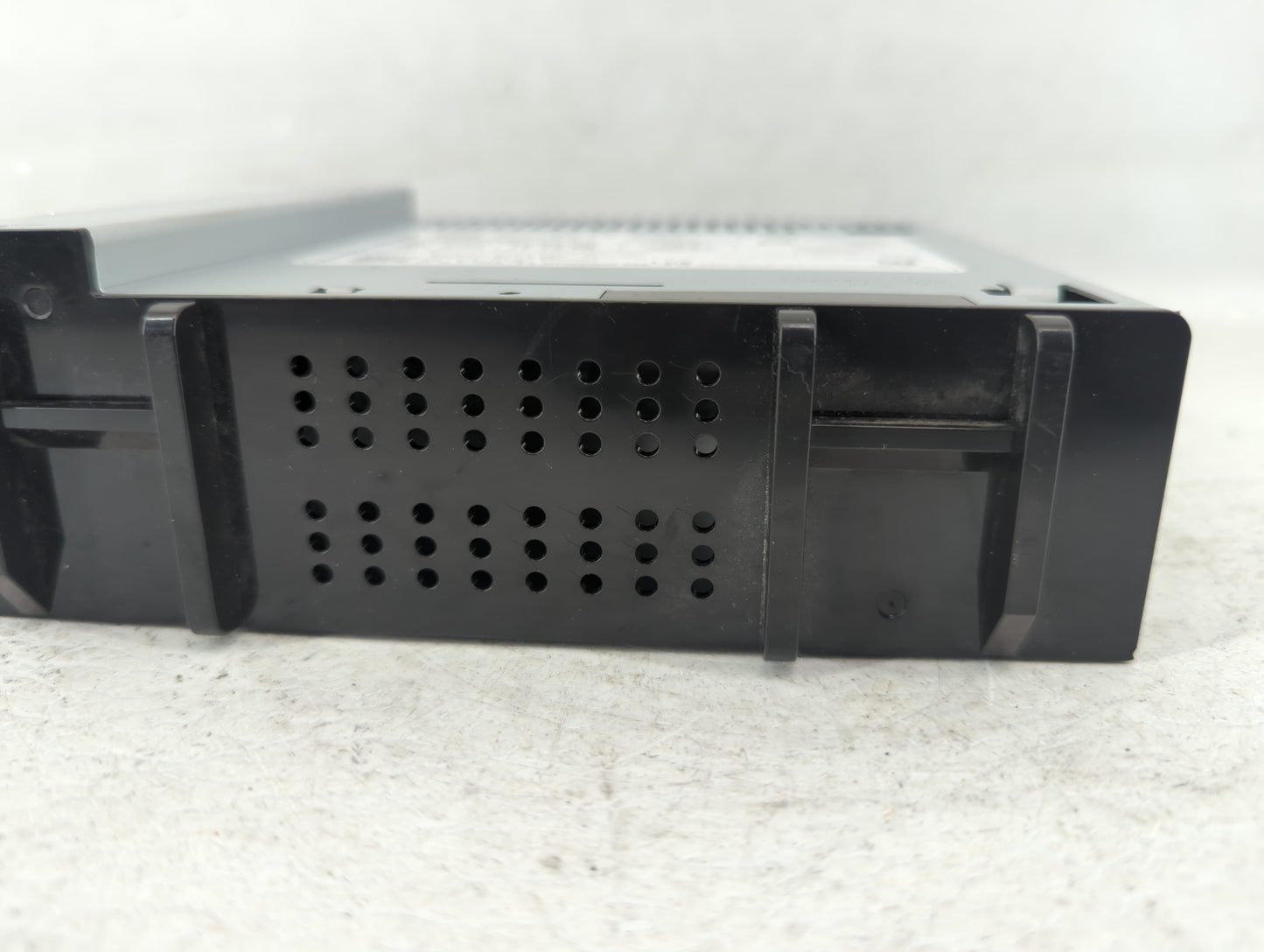 2019-2021 Chevrolet Malibu Am Fm Cd Player Radio Receiver - Oemusedautoparts1.com