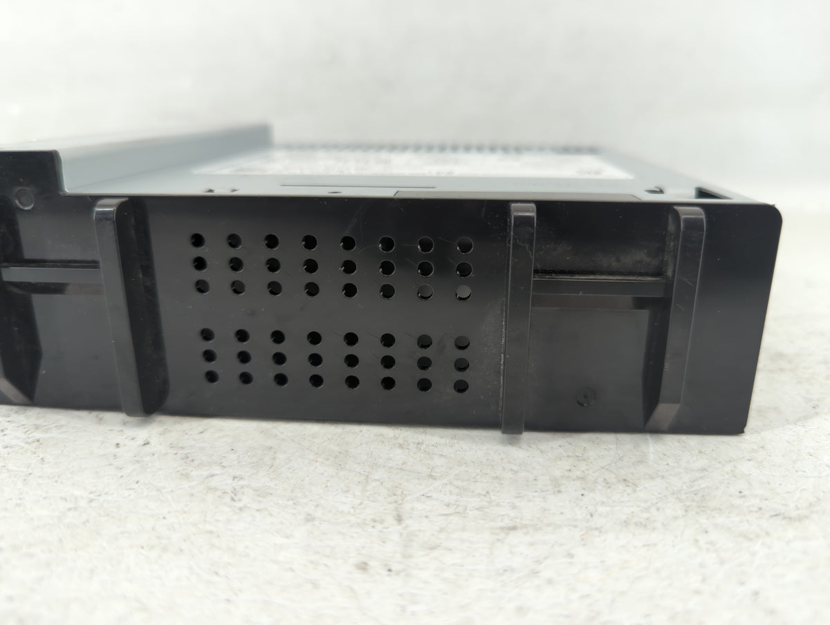 2019-2021 Chevrolet Malibu Am Fm Cd Player Radio Receiver 572453 - Oemusedautoparts1.com