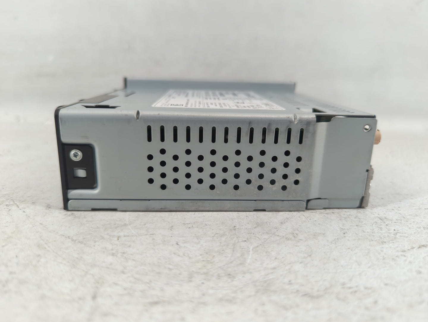 2019-2021 Chevrolet Malibu Am Fm Cd Player Radio Receiver - Oemusedautoparts1.com