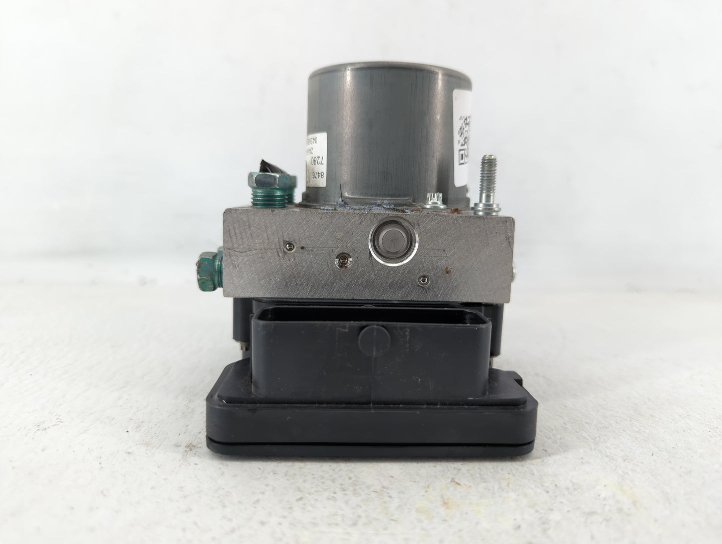 2019-2021 Chevrolet Malibu ABS Pump Control Module Replacement P/N:84767280 Fits Fits 2019 2020 2021 OEM Used Auto Parts - O