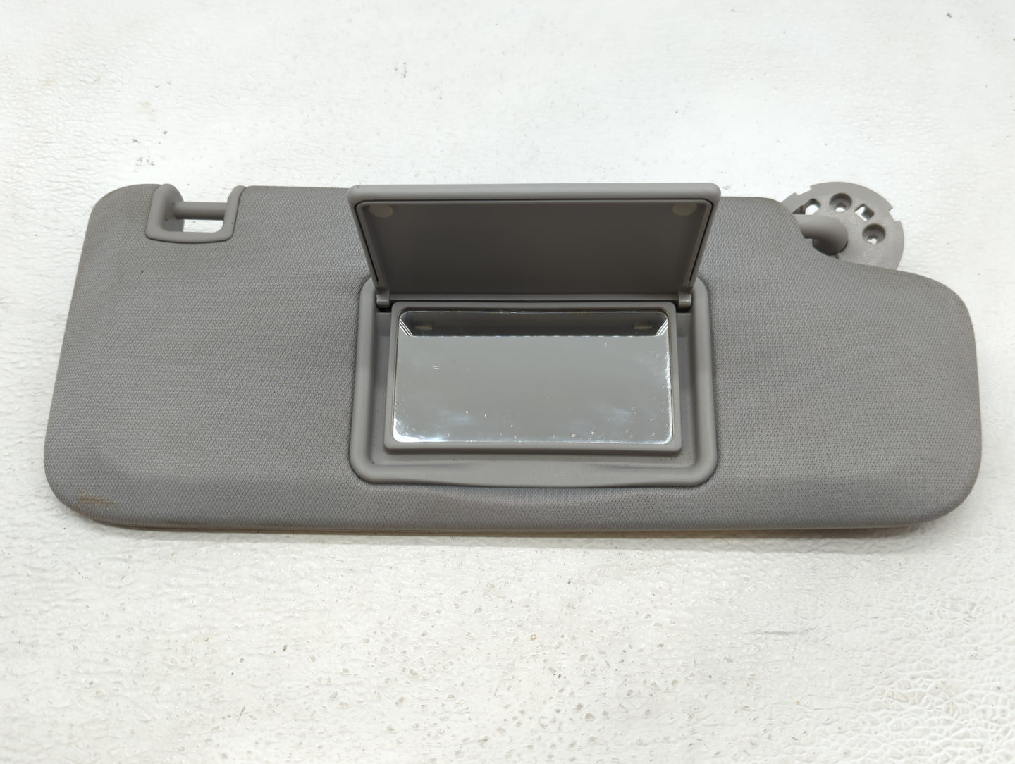 2016-2021 Chevrolet Malibu Sun Visor Shade Replacement Passenger Right Mirror Fits Fits 2016 2017 2018 2019 2020 2021 OEM Us