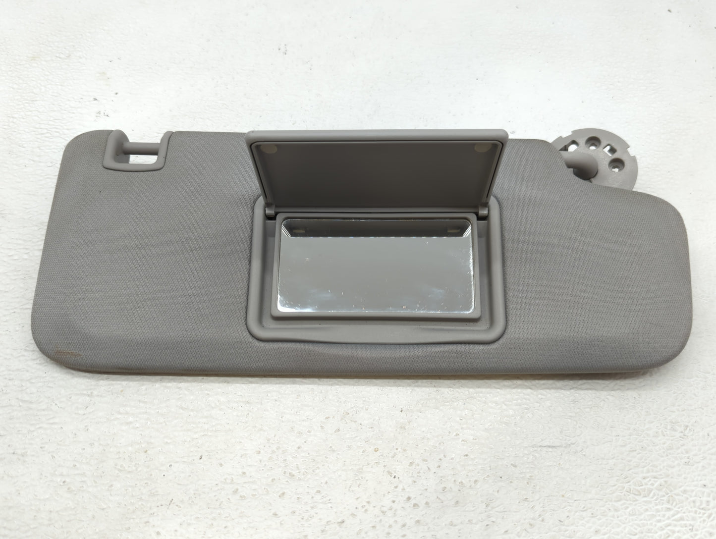 2016-2021 Chevrolet Malibu Sun Visor Shade Replacement Passenger Right Mirror Fits Fits 2016 2017 2018 2019 2020 2021 OEM Us