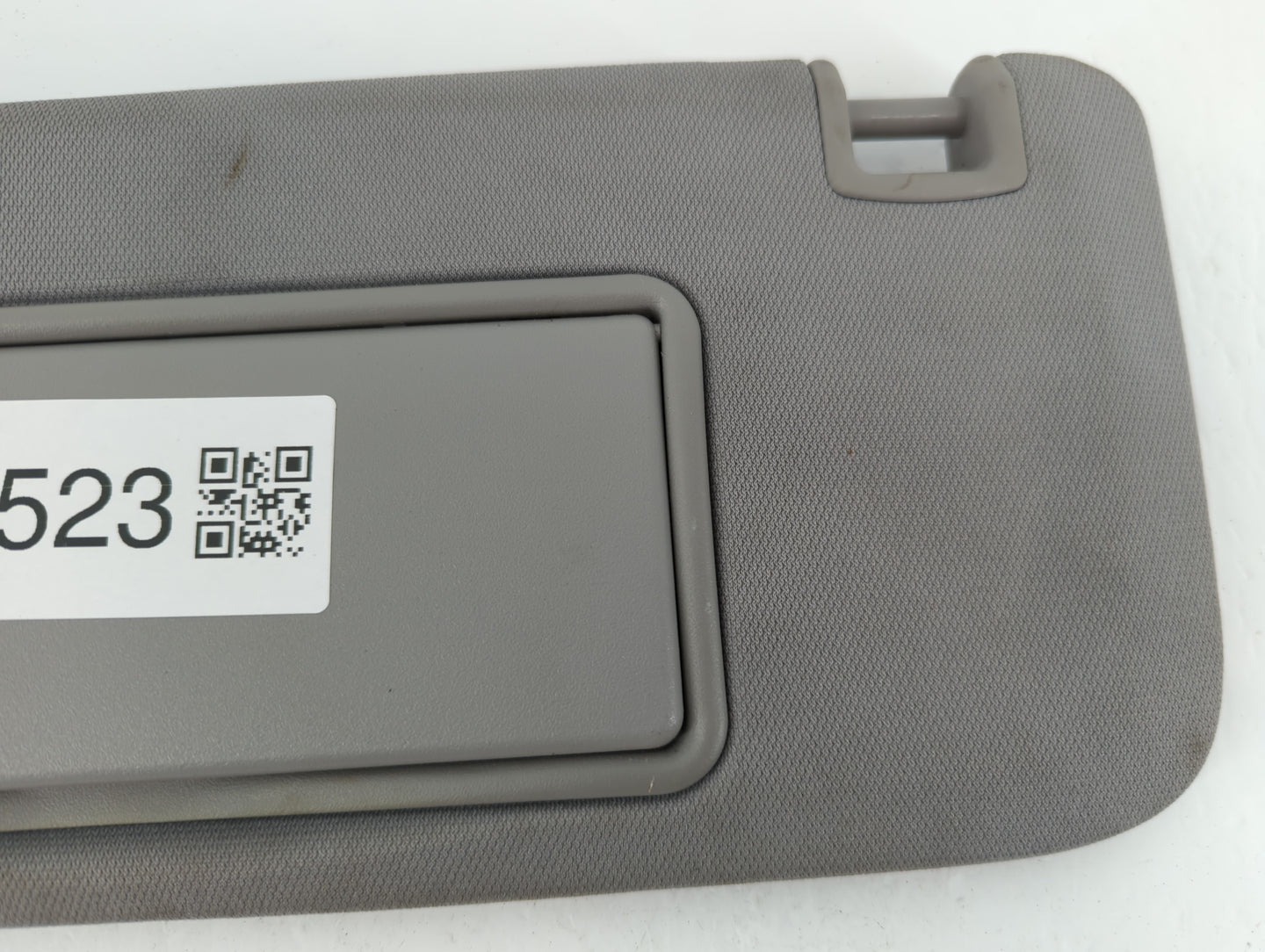 2016-2021 Chevrolet Malibu Sun Visor Shade Replacement Driver Left Mirror Fits Fits 2016 2017 2018 2019 2020 2021 OEM Used A