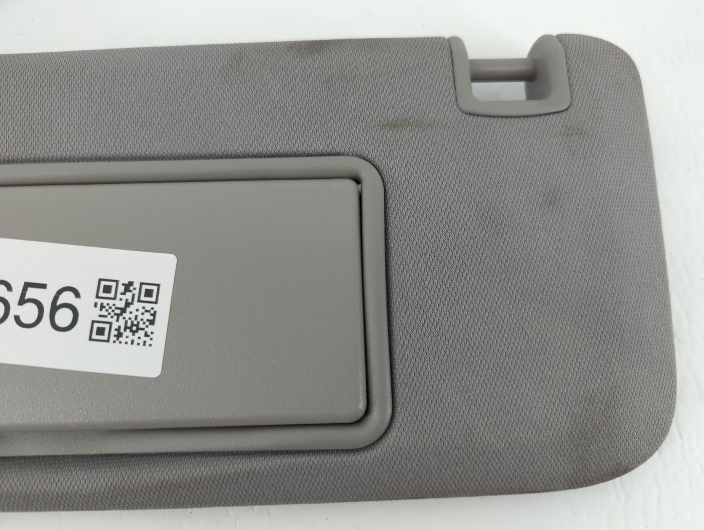 2016-2021 Chevrolet Malibu Sun Visor Shade Replacement Driver Left Mirror Fits Fits 2016 2017 2018 2019 2020 2021 OEM Used A