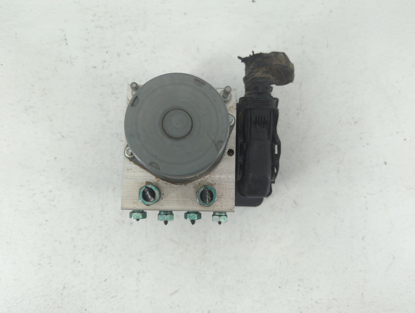 2019-2021 Chevrolet Malibu ABS Pump Control Module Replacement P/N:8476 7280 065055766 Fits Fits 2019 2020 2021 OEM Used Aut