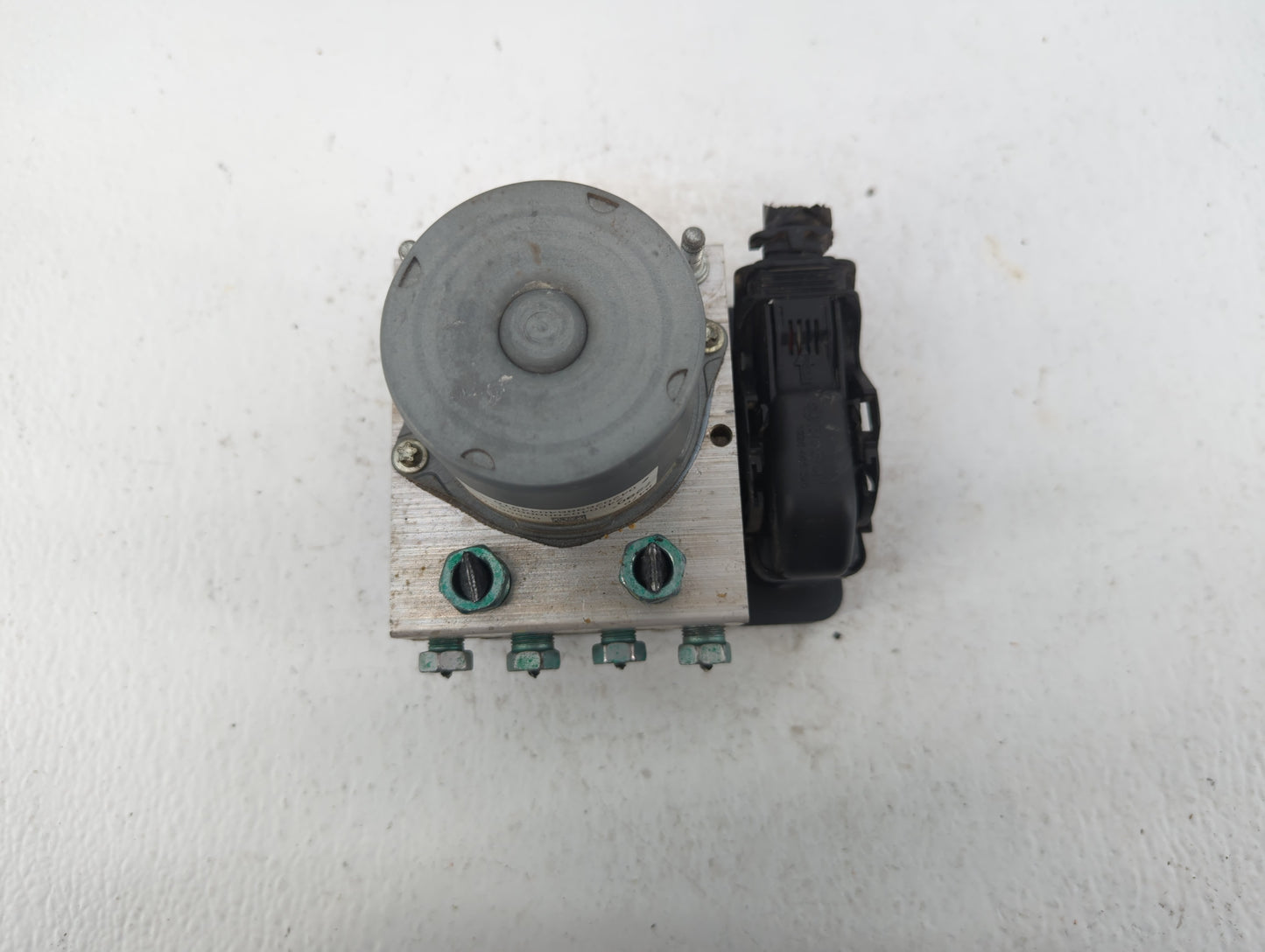 2019-2021 Chevrolet Malibu ABS Pump Control Module Replacement P/N:8476 7280 065055766 Fits Fits 2019 2020 2021 OEM Used Aut