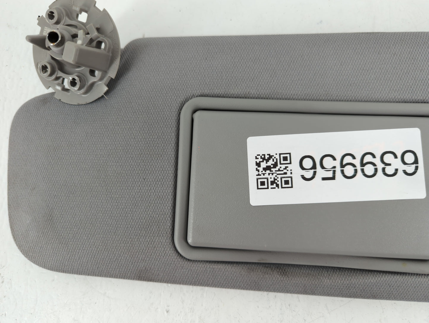 2016-2021 Chevrolet Malibu Sun Visor Shade Replacement Driver Left Mirror Fits Fits 2016 2017 2018 2019 2020 2021 OEM Used A