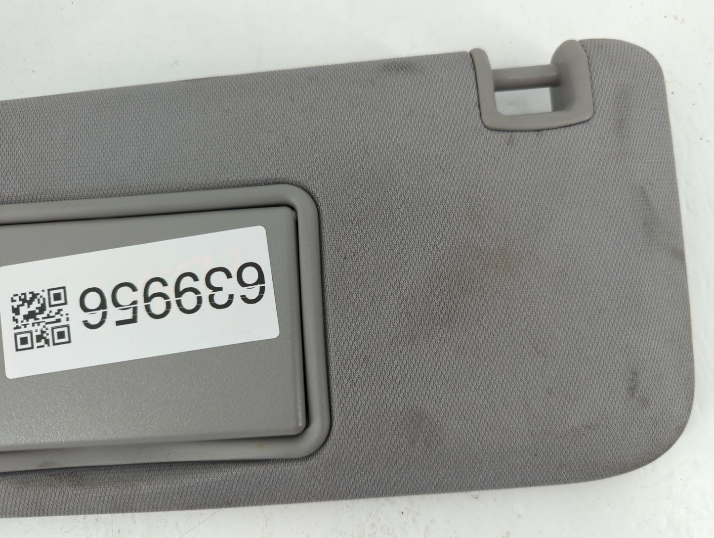 2016-2021 Chevrolet Malibu Sun Visor Shade Replacement Driver Left Mirror Fits Fits 2016 2017 2018 2019 2020 2021 OEM Used A