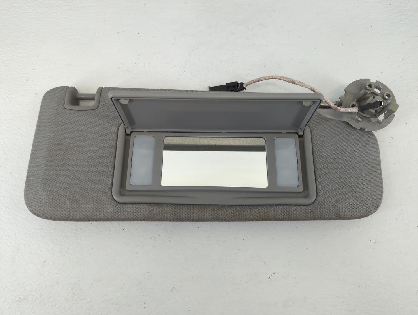 2016-2021 Chevrolet Malibu Sun Visor Shade Replacement Passenger Right Mirror Fits Fits 2016 2017 2018 2019 2020 2021 OEM Us