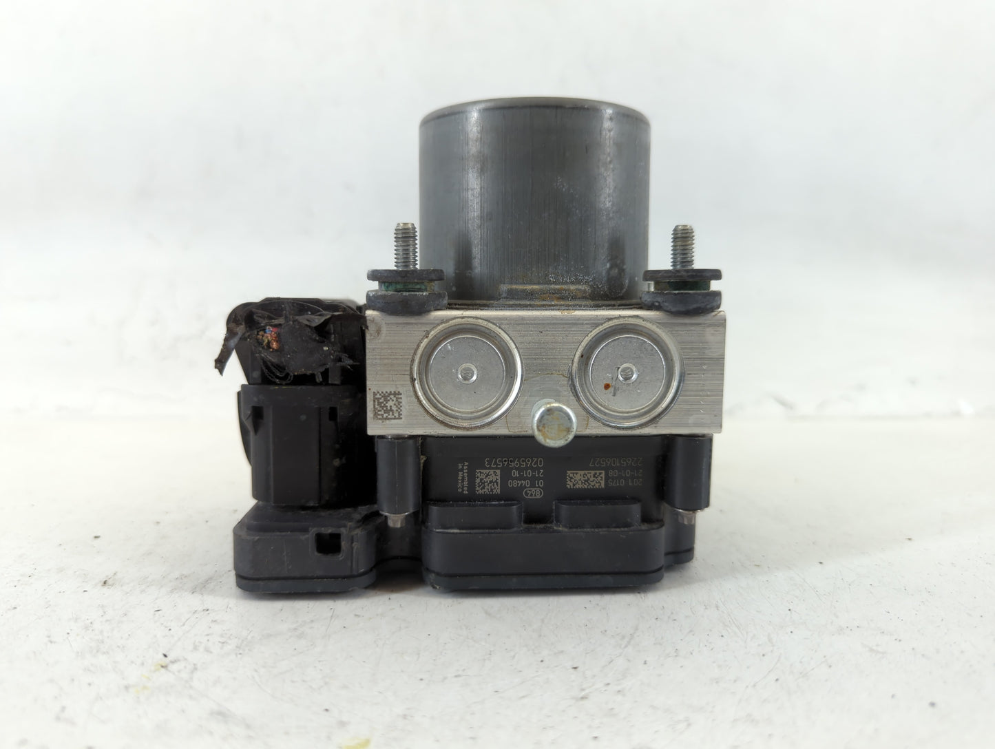 2019-2021 Chevrolet Malibu ABS Pump Control Module Replacement P/N:84767280 Fits Fits 2019 2020 2021 OEM Used Auto Parts - O