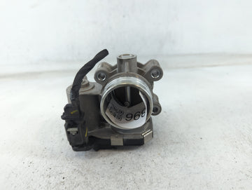 2016-2021 Chevrolet Malibu Throttle Body P/N:12671379AA Fits Fits 2016 2017 2018 2019 2020 2021 2022 OEM Used Auto Parts - O