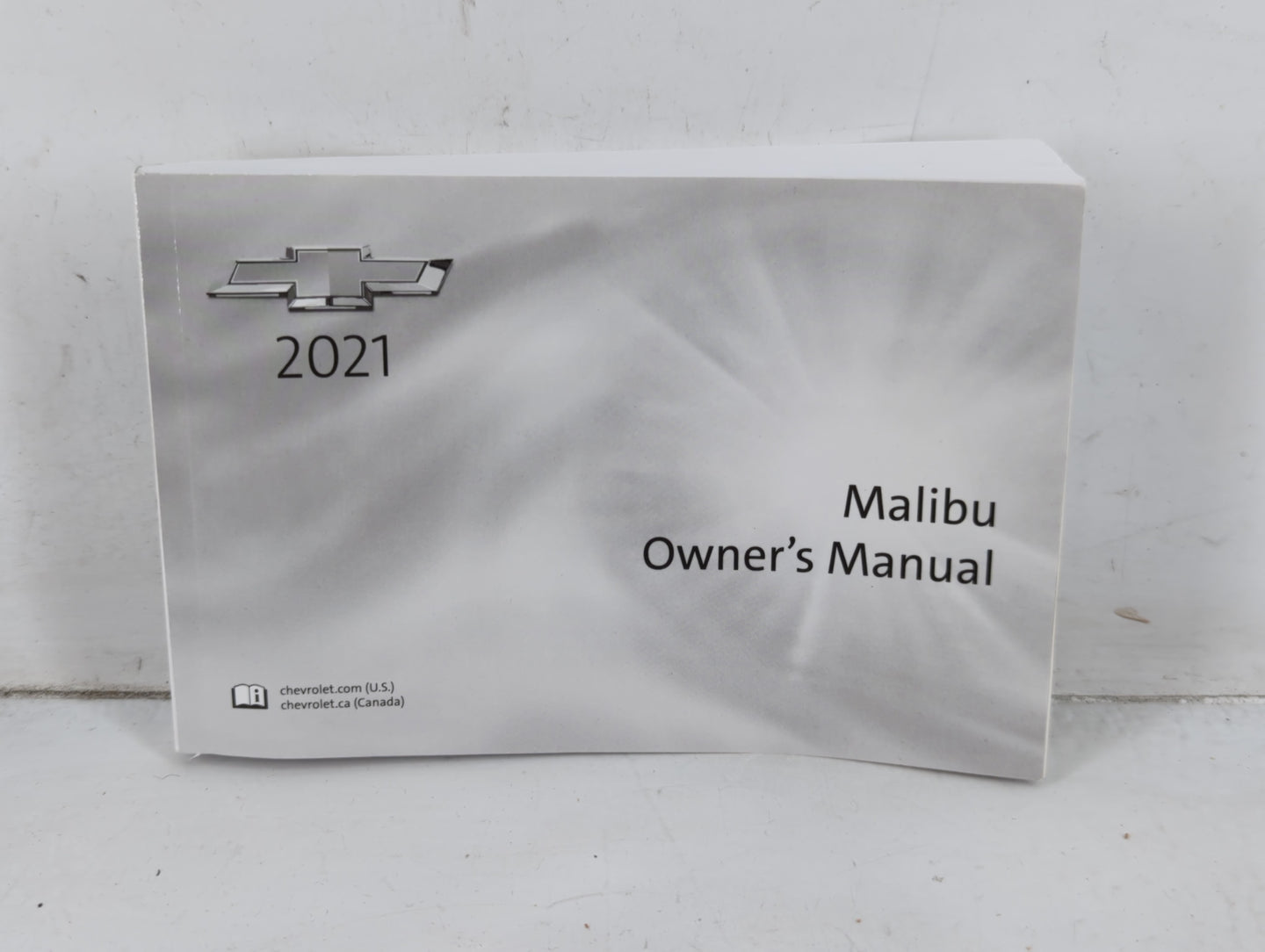 2021 Chevrolet Malibu Owners Manual Book Guide P/N:84523389 A OEM Used Auto Parts - Oemusedautoparts1.com