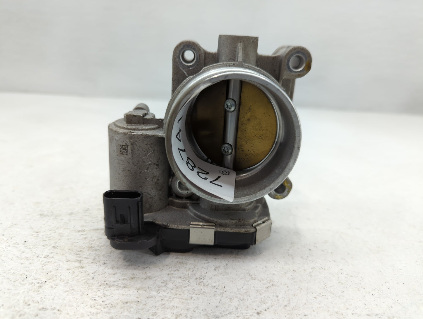 2013-2021 Chevrolet Malibu Throttle Body P/N:12681472AA Fits Fits 2013 2014 2015 2016 2017 2018 2019 2020 2021 OEM Used Auto