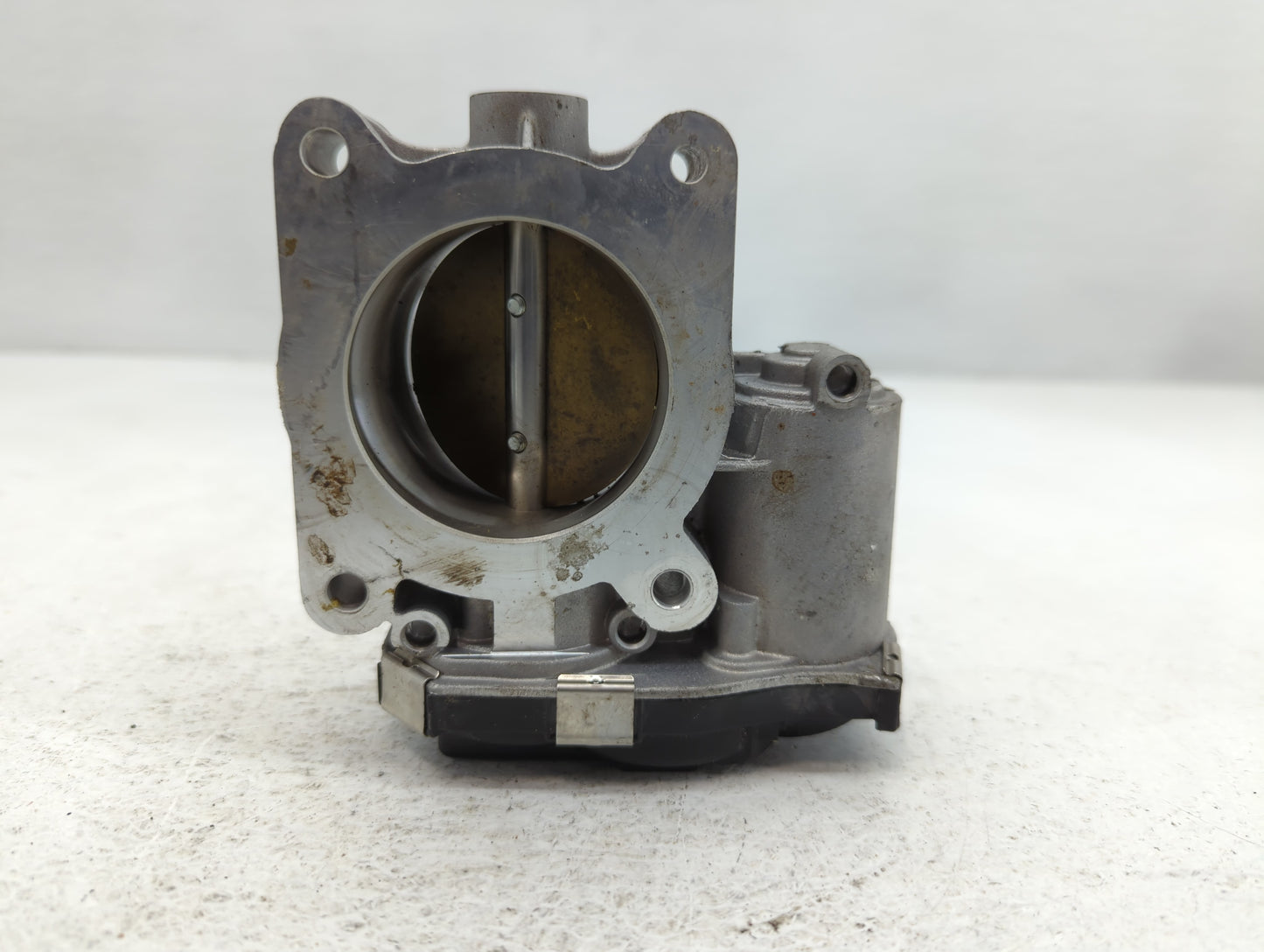 2013-2021 Chevrolet Malibu Throttle Body P/N:12681472AA Fits Fits 2013 2014 2015 2016 2017 2018 2019 2020 2021 OEM Used Auto
