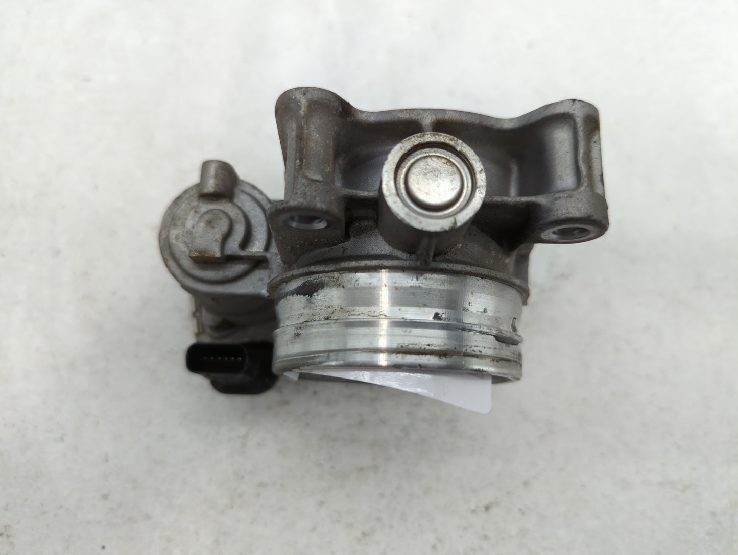 2016-2021 Chevrolet Malibu Throttle Body P/N:12681472AA Fits Fits 2016 2017 2018 2019 2020 2021 2022 OEM Used Auto Parts - O
