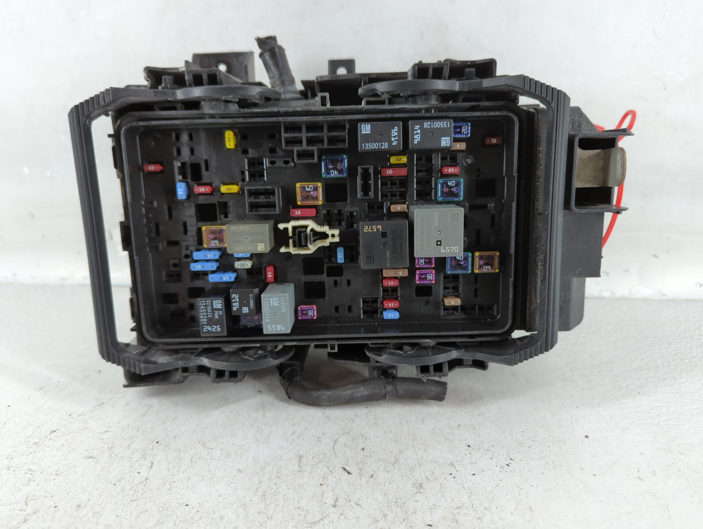 2019-2021 Chevrolet Malibu Fusebox Fuse Box Panel Relay Module P/N:B4950507 Fits Fits 2019 2020 2021 OEM Used Auto Parts - O
