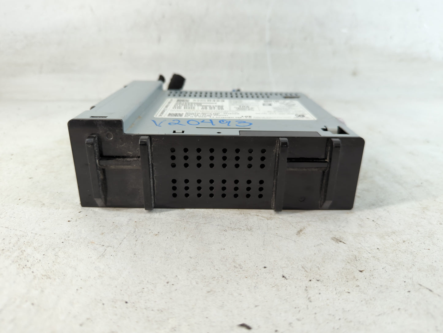 2019-2021 Chevrolet Malibu Radio AM FM Cd Player Receiver Replacement P/N:84950423 Fits Fits 2019 2020 2021 OEM Used Auto Pa