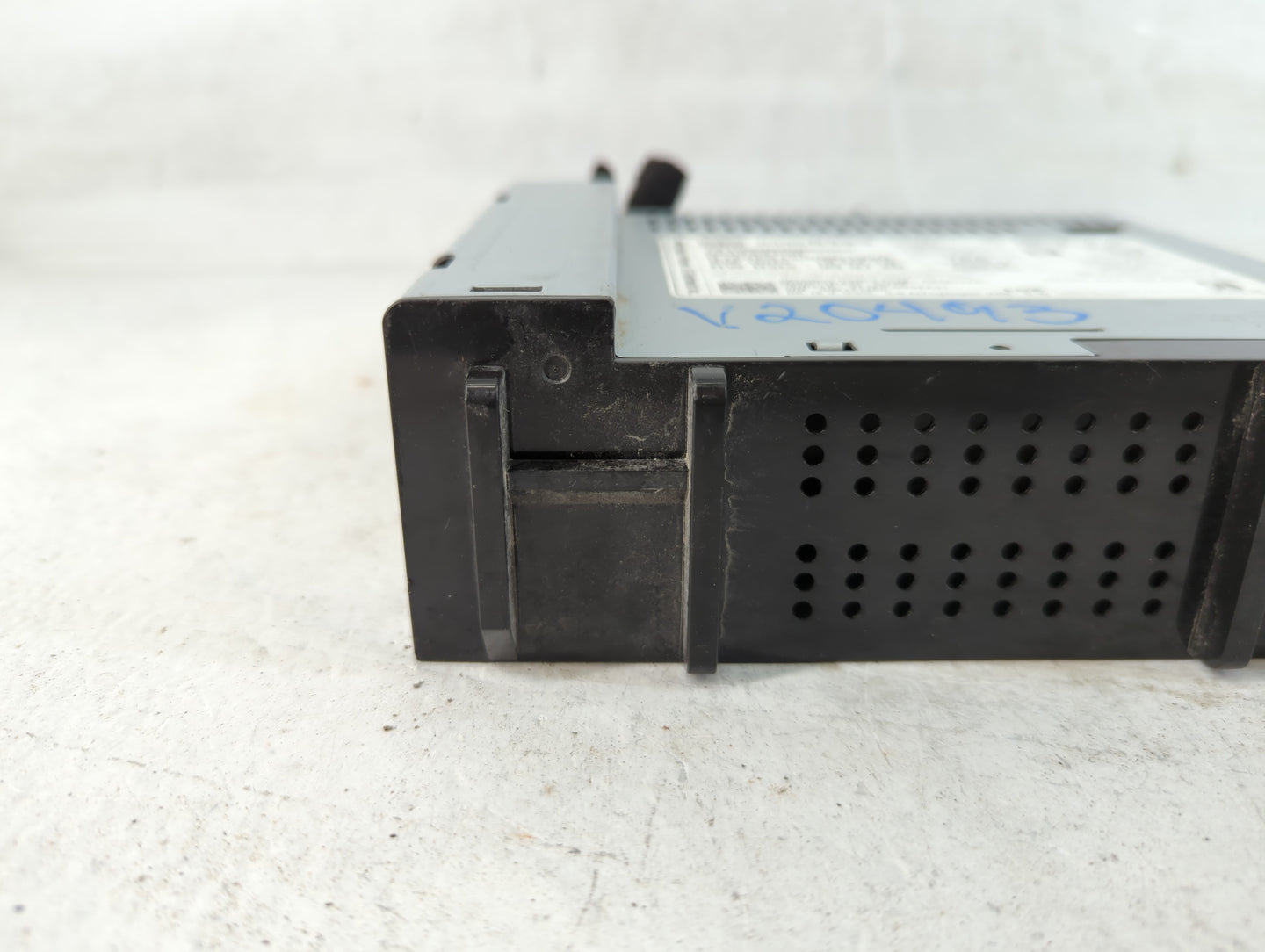 2019-2021 Chevrolet Malibu Radio AM FM Cd Player Receiver Replacement P/N:84950423 Fits Fits 2019 2020 2021 OEM Used Auto Pa