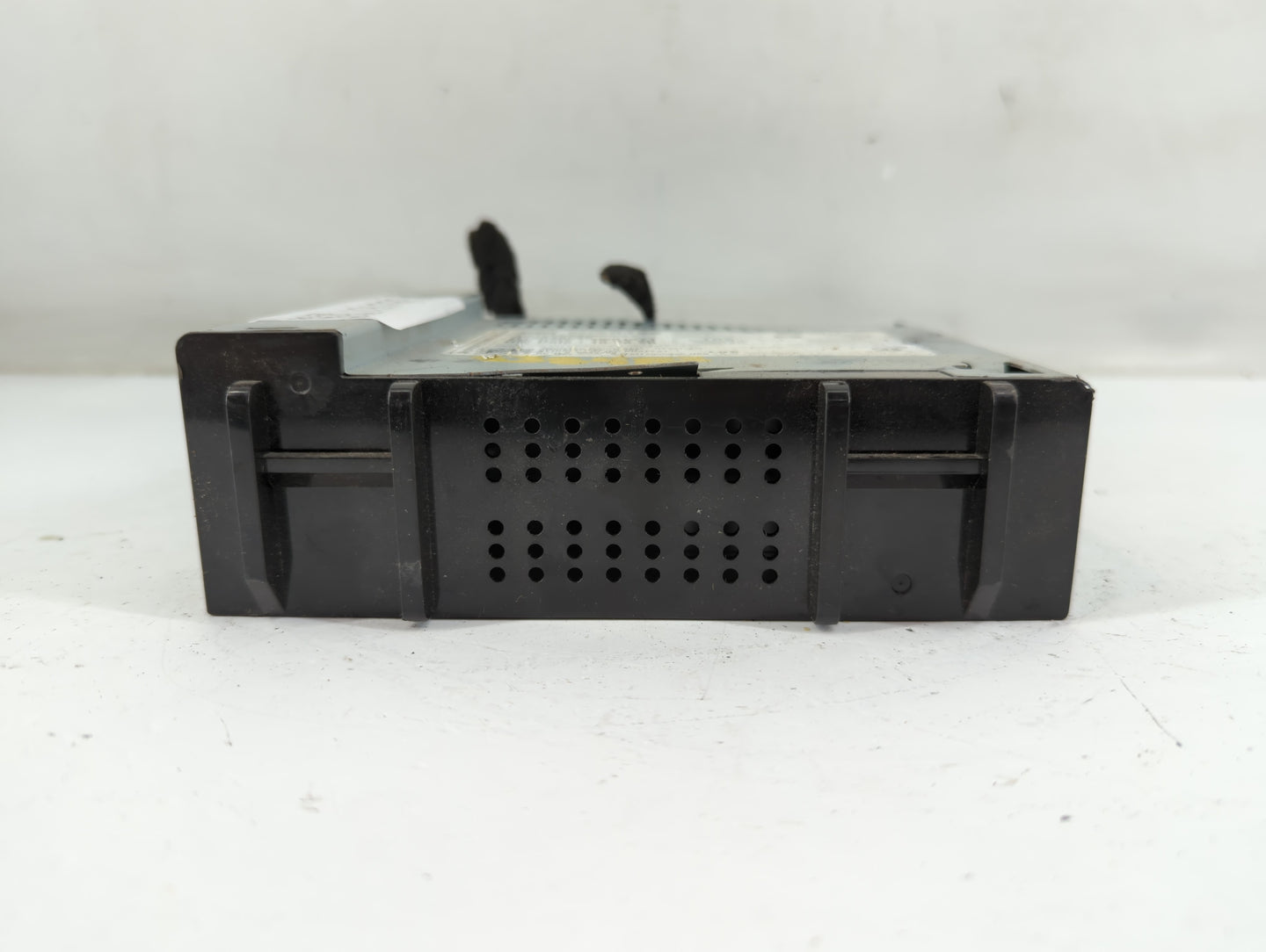 2019-2021 Chevrolet Malibu Radio AM FM Cd Player Receiver Replacement P/N:84950423 Fits Fits 2019 2020 2021 OEM Used Auto Pa