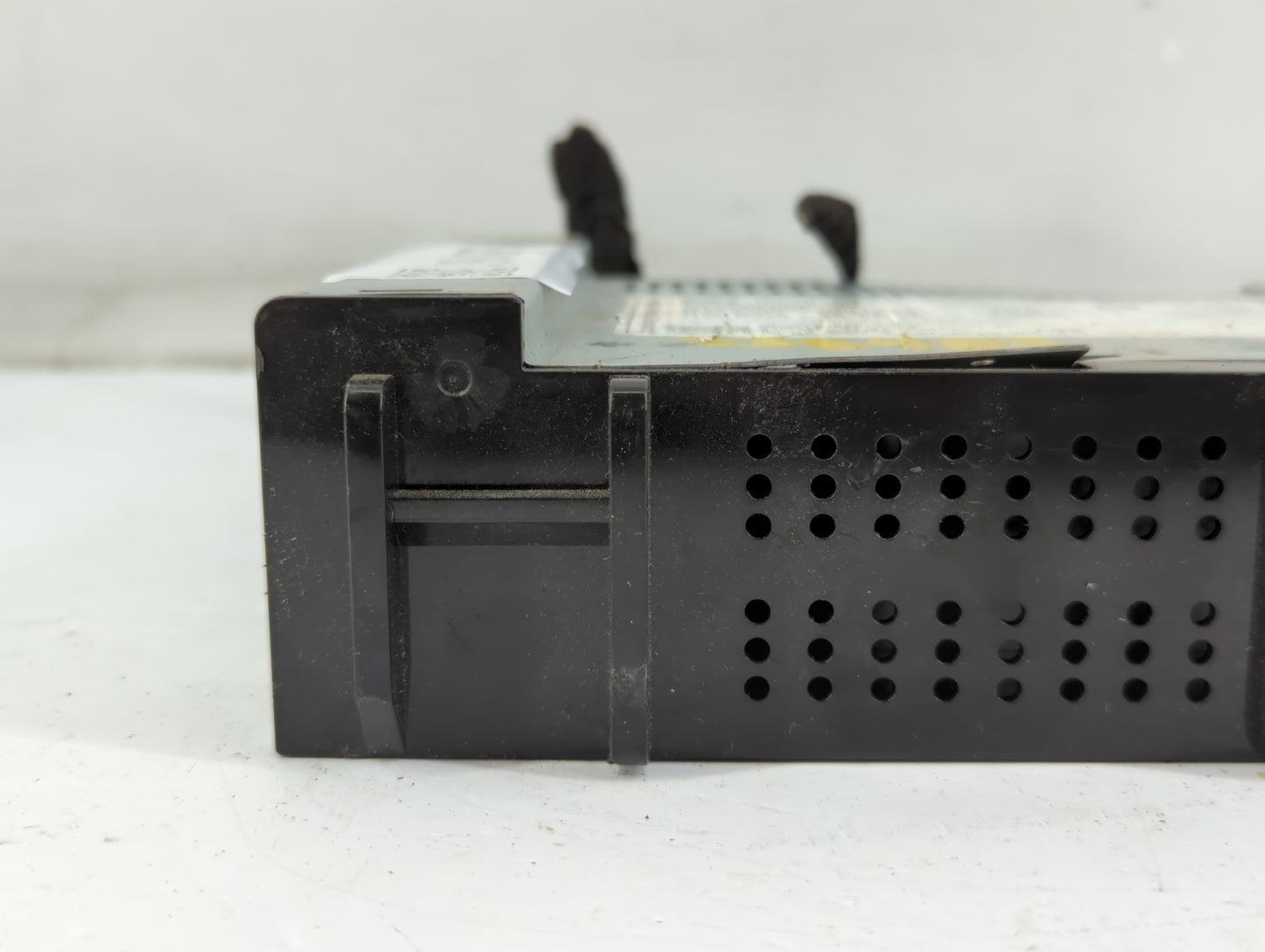 2019-2021 Chevrolet Malibu Radio AM FM Cd Player Receiver Replacement P/N:84950423 Fits Fits 2019 2020 2021 OEM Used Auto Pa