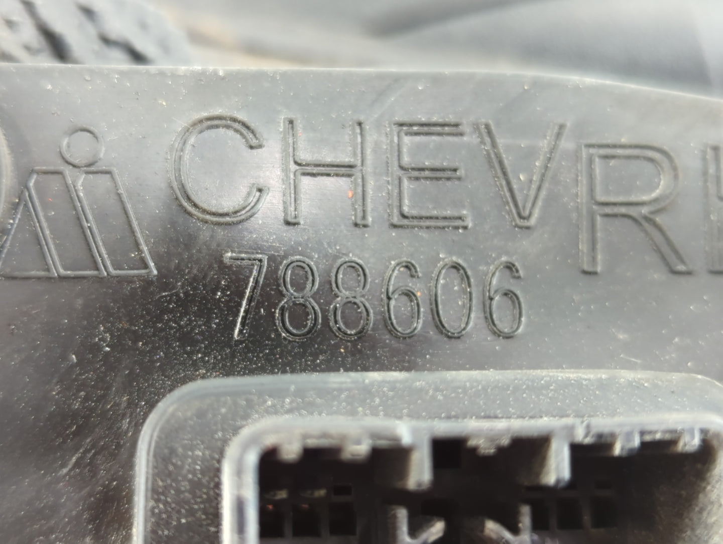 2019-2022 Chevrolet Silverado 1500 Side Mirror Replacement Passenger Right View Door Mirror P/N:788606 Fits OEM Used Auto Pa