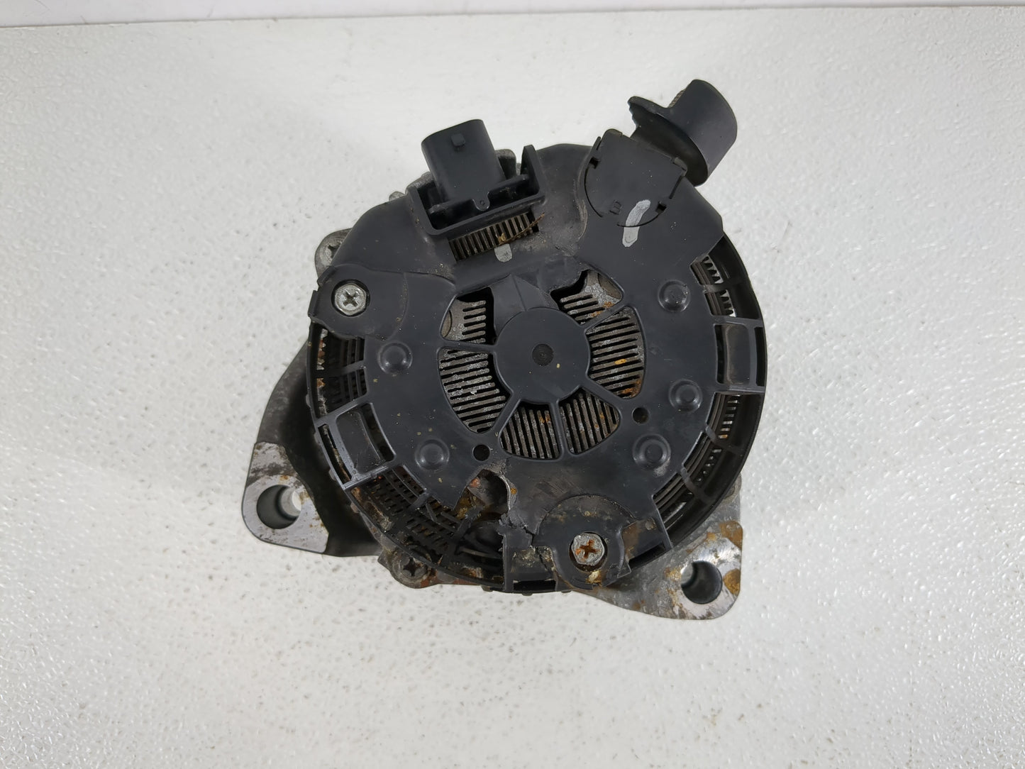 2019-2022 Chevrolet Silverado 1500 Alternator Replacement Generator Charging Assembly Engine OEM P/N:13539726 Fits OEM Used 