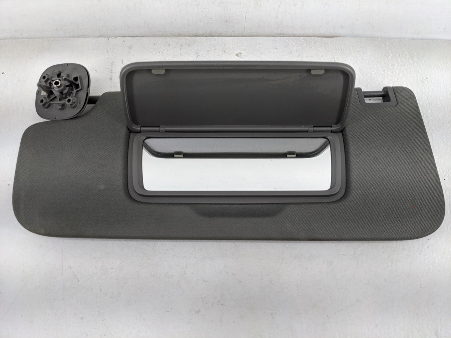 2019-2022 Chevrolet Silverado 1500 Sun Visor Shade Replacement Driver Left Mirror Fits Fits 2019 2020 2021 2022 OEM Used Aut