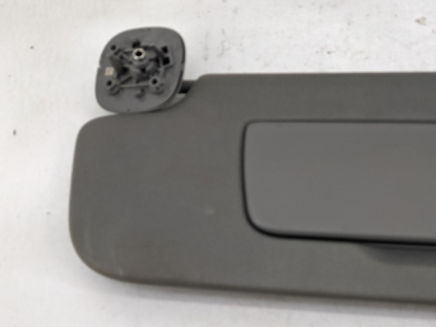 2019-2022 Chevrolet Silverado 1500 Sun Visor Shade Replacement Driver Left Mirror Fits Fits 2019 2020 2021 2022 OEM Used Aut