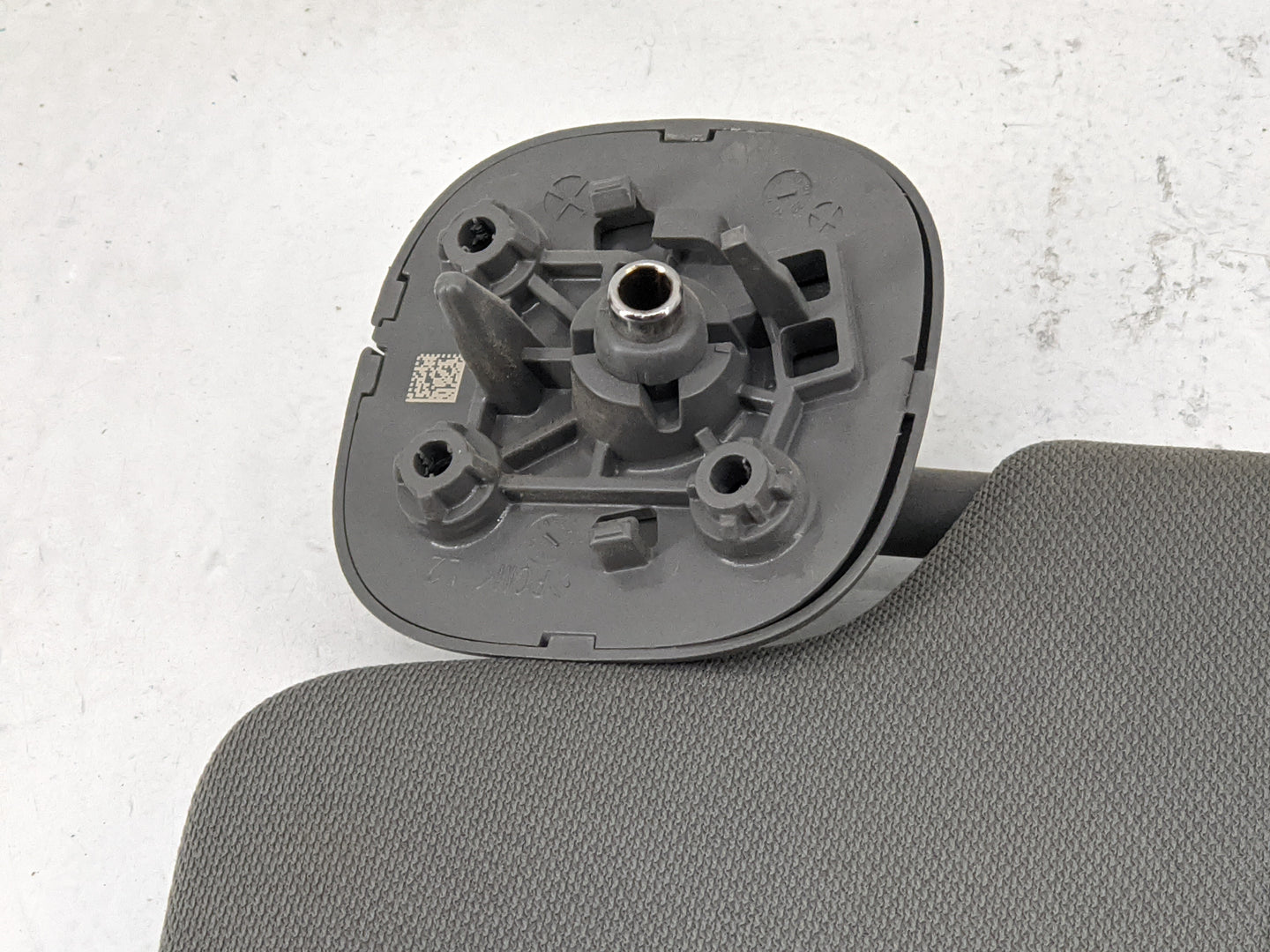 2019-2022 Chevrolet Silverado 1500 Sun Visor Shade Replacement Driver Left Mirror Fits Fits 2019 2020 2021 2022 OEM Used Aut