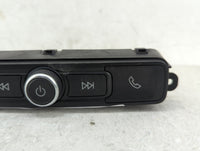 2020-2022 Chevrolet Silverado 1500 Radio AM FM Cd Player Receiver Replacement P/N:84799539 Fits Fits 2020 2021 2022 OEM Used