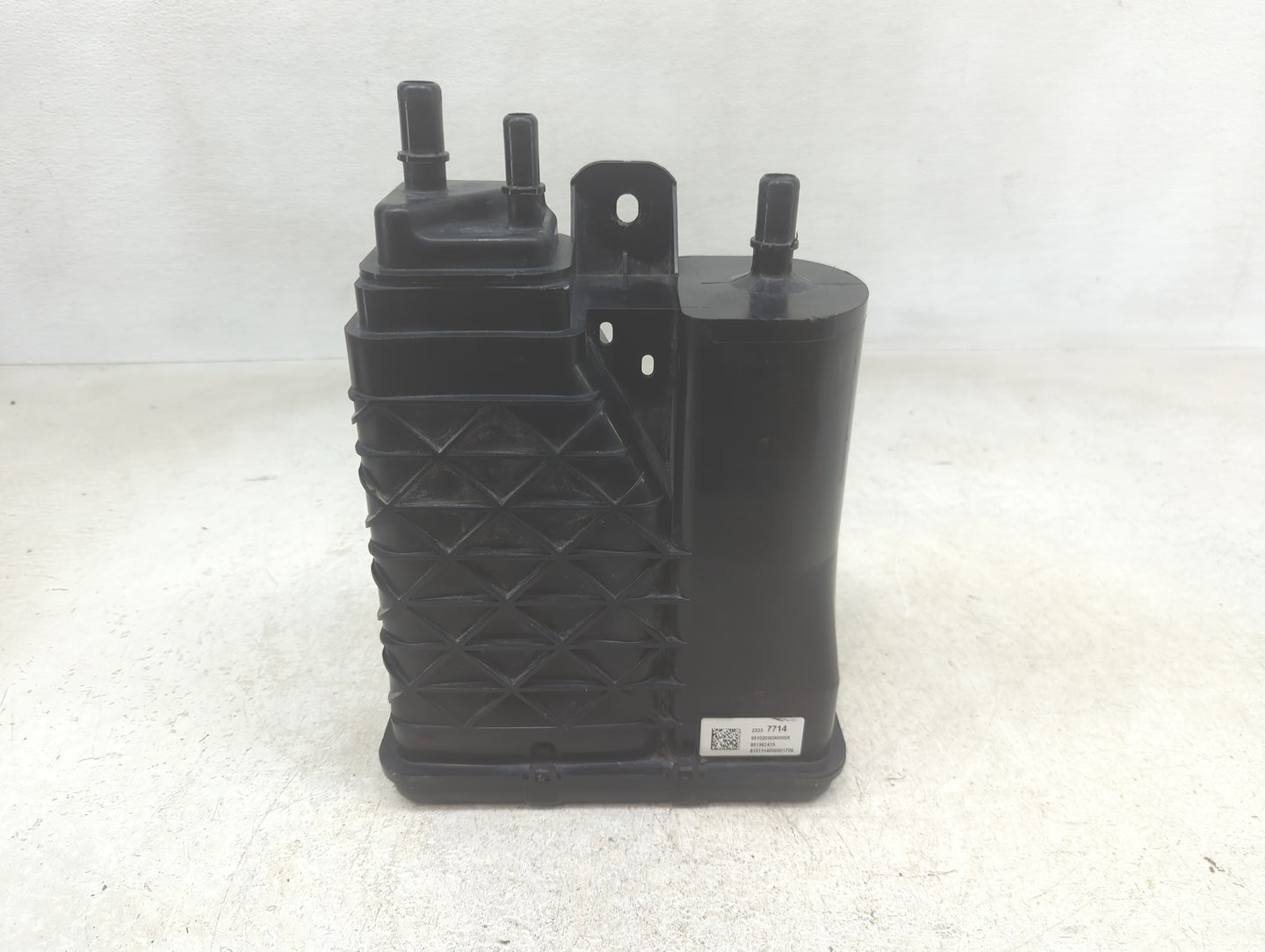 2021 Chevrolet Silverado 1500 Fuel Vapor Charcoal Canister - Oemusedautoparts1.com