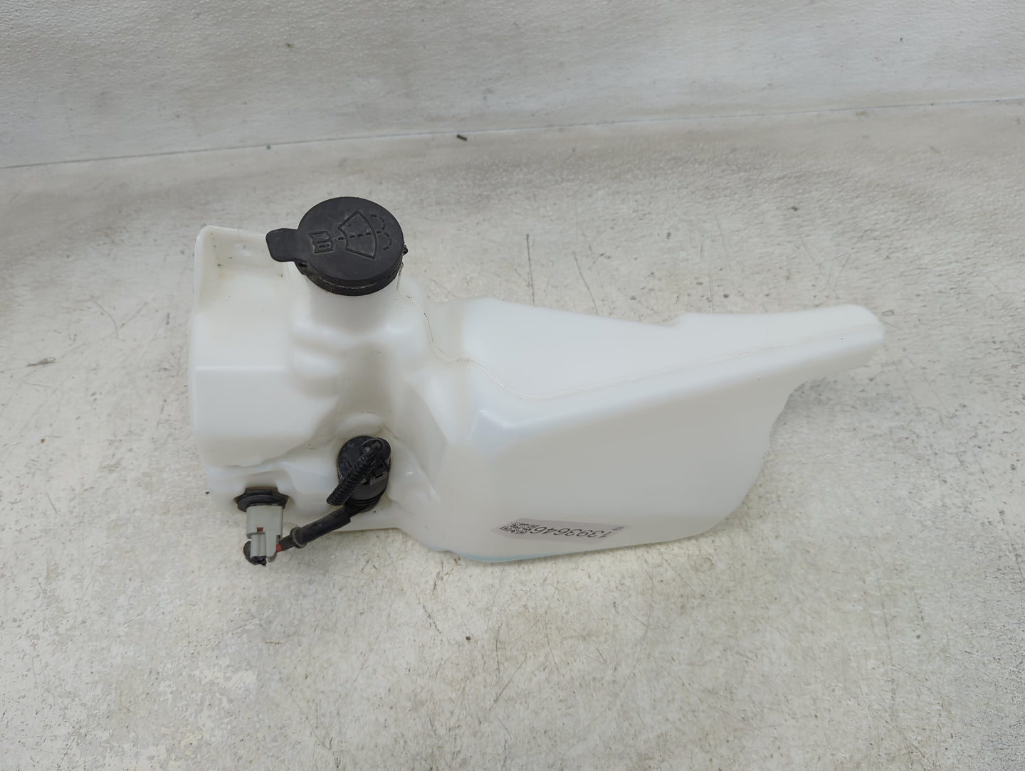 2019 Silverado 1500 Radiator Coolant Overflow Expansion Tank Bottle - Oemusedautoparts1.com