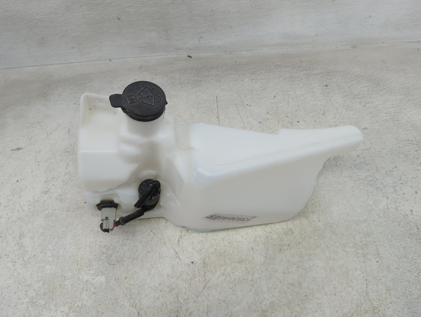 2019 Silverado 1500 Radiator Coolant Overflow Expansion Tank Bottle - Oemusedautoparts1.com