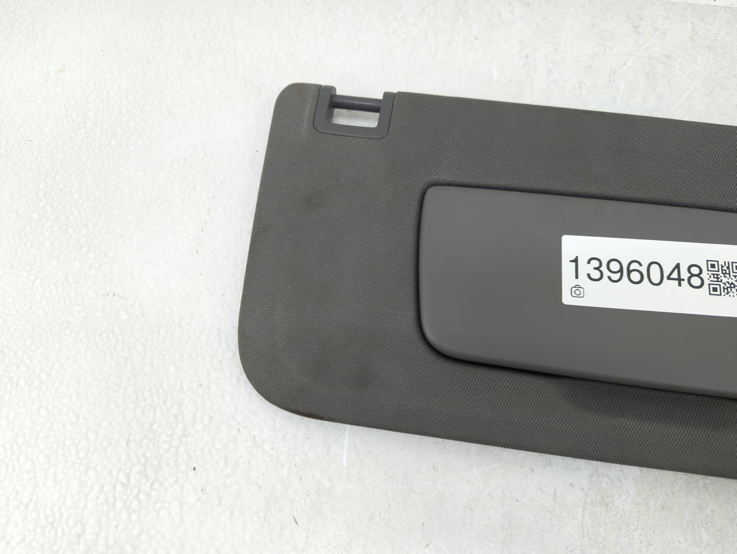 2019-2022 Chevrolet Silverado 1500 Sun Visor Shade Replacement Passenger Right Mirror Fits Fits 2019 2020 2021 2022 OEM Used