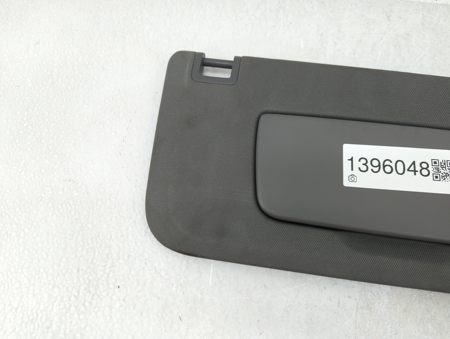 2019-2022 Chevrolet Silverado 1500 Sun Visor Shade Replacement Passenger Right Mirror Fits Fits 2019 2020 2021 2022 OEM Used