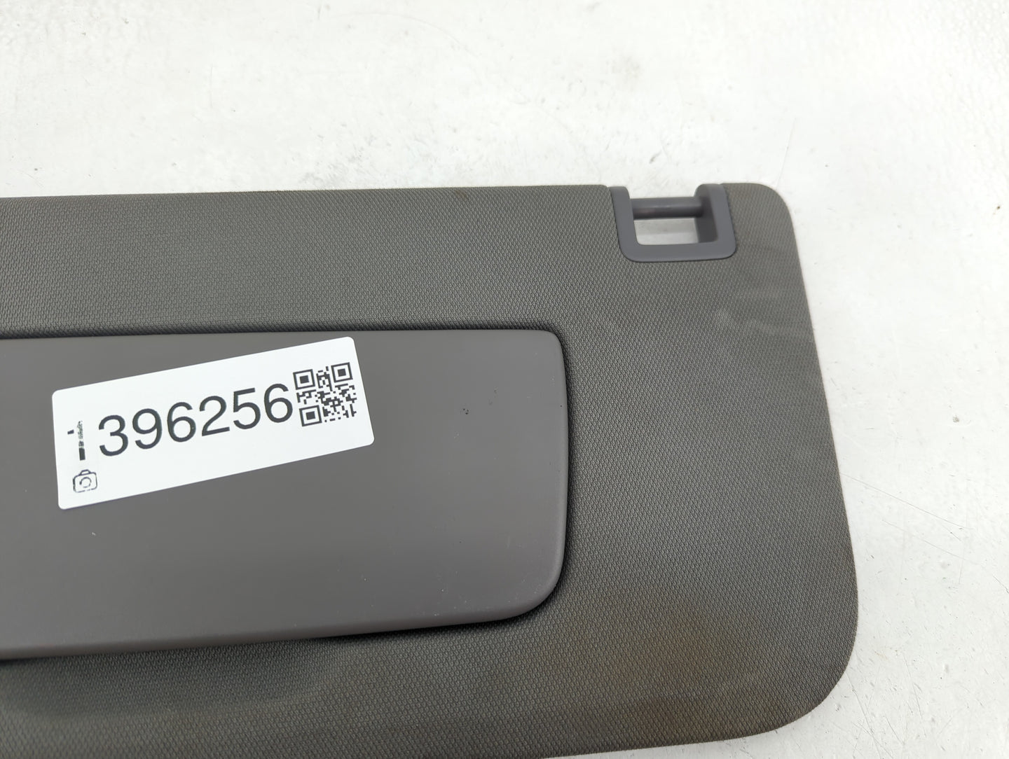 2019-2022 Chevrolet Silverado 1500 Sun Visor Shade Replacement Driver Left Mirror Fits Fits 2019 2020 2021 2022 OEM Used Aut