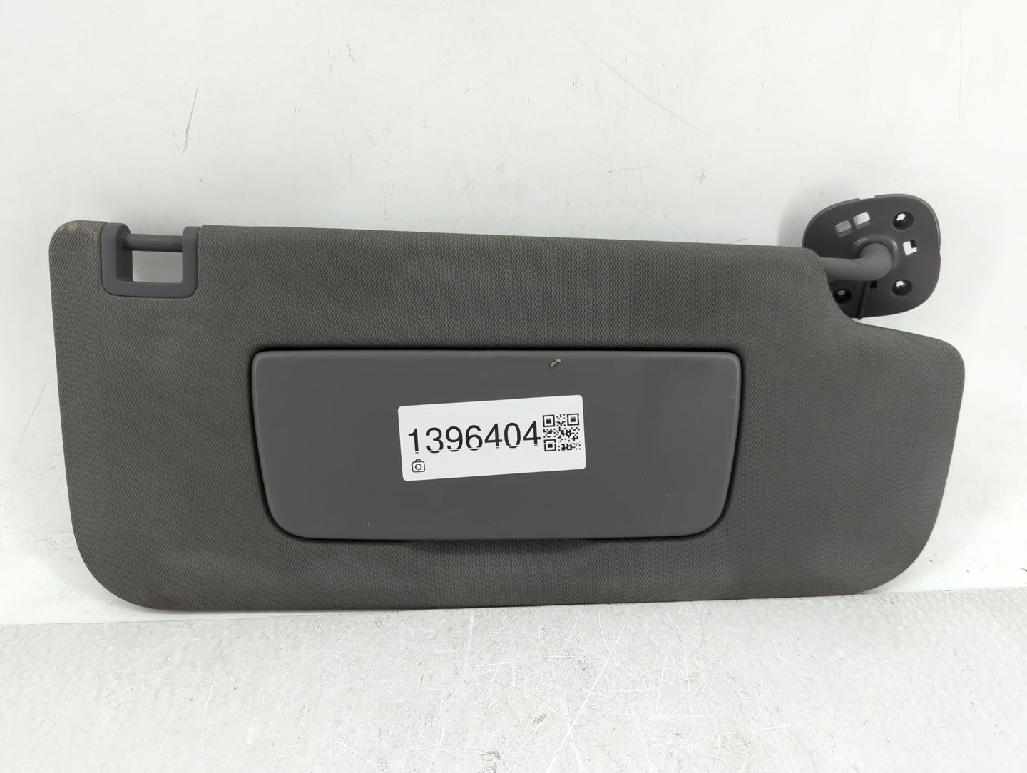 2019-2022 Chevrolet Silverado 1500 Sun Visor Shade Replacement Passenger Right Mirror Fits Fits 2019 2020 2021 2022 OEM Used